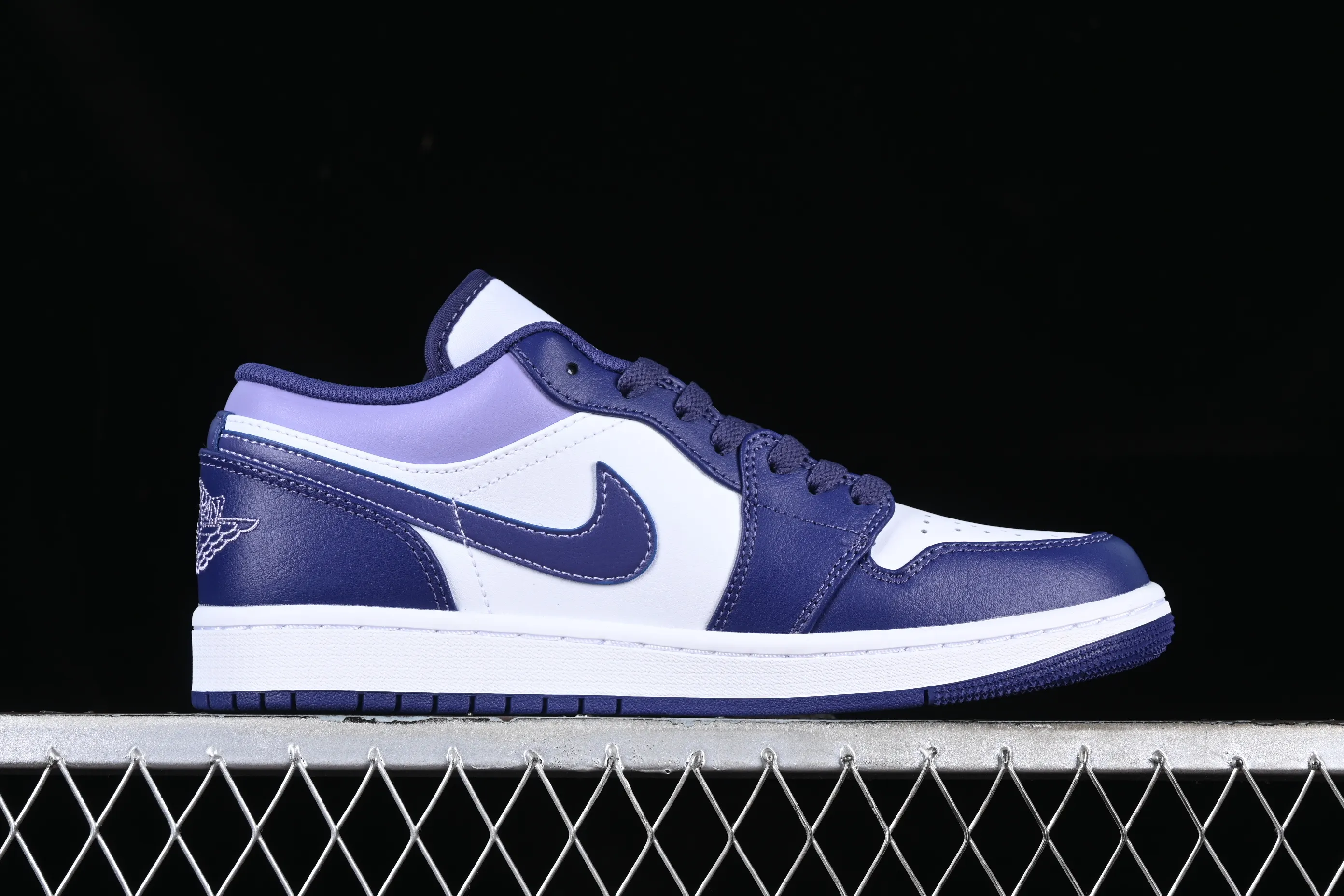 All categories Air Jordan Jordan series basketball shoes Air Jordan 1 Low G version pure original Air Jordan 1 Low AJ1 Joe 1 white and purple low-top cultural casual sneakers 553558-515